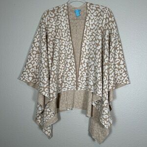 J. Mclaughlin one size ruana wrap leopard print 100% cotton tan white